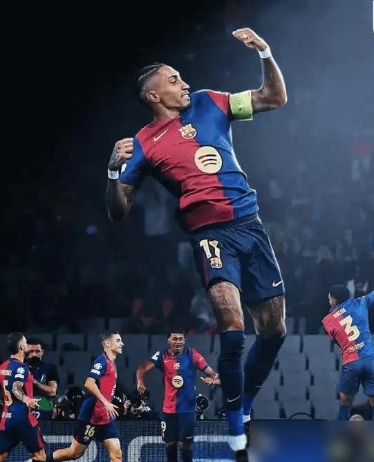 爱游戏体育-切尔西观众热烈欢呼！，詹姆斯迎来十二赛季出色发挥比赛高潮迭起的简单介绍-爱游戏体育